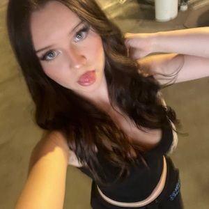 Meet your Posher, Victoria